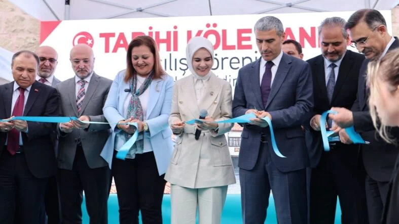 Köle hanı açılış