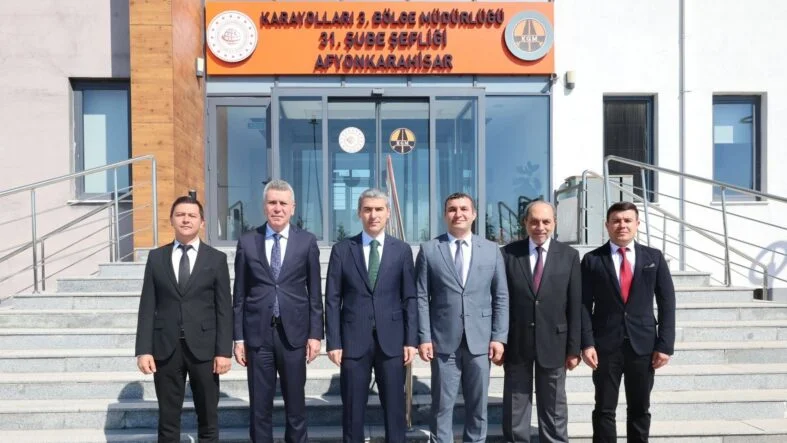 Vali Aktaş