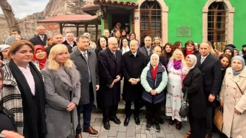 kadınanalar