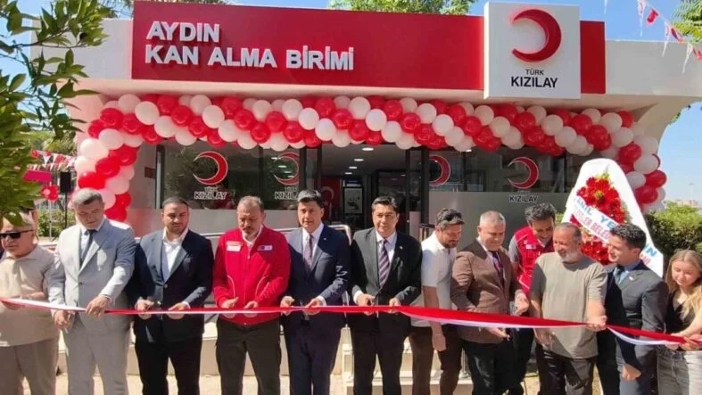 KIZILAY KAN BAĞIŞ MERKEZLERİ GÜNDE ORTALAMA 9 BİN KAN BAĞIŞI ALIYOR TÜRK KIZILAY KAN HİZMETLERİ GENEL MÜDÜRÜ KILIÇ: "DÜNYANIN EN GÜÇLÜ KAN OPERASYON HİZMETLERİNE SAHİP İLK ÜÇ ÜLKESİNDEN BİRİSİYİZ"